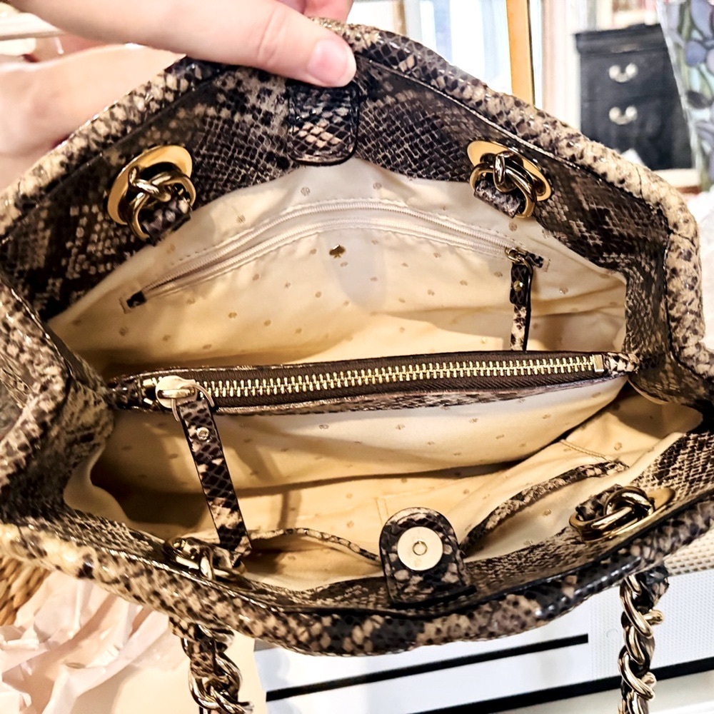 Kate Spade Quilted Maryanne Snakeskin embossed Handbag with dust bag EUC $378 - Picture 9 of 15